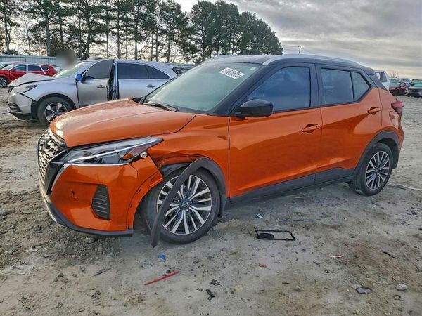 2023 NISSAN KICKS