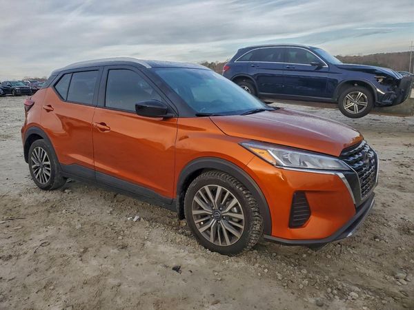 2023 NISSAN KICKS