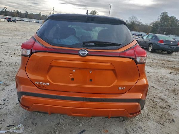 2023 NISSAN KICKS