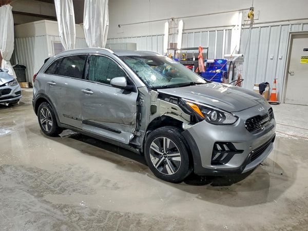 2022 KIA NIRO