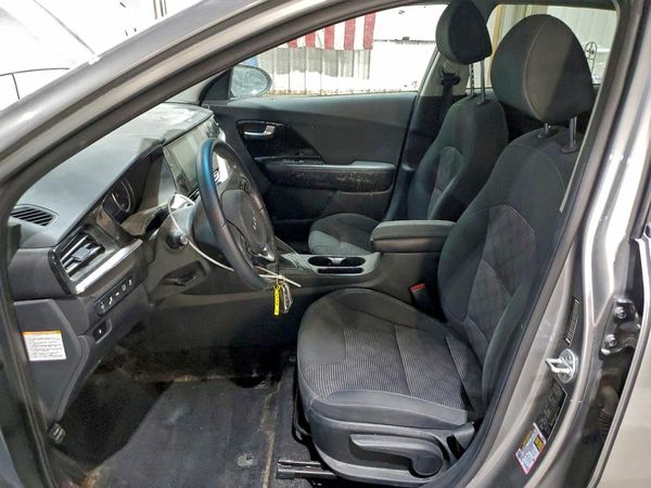 2022 KIA NIRO