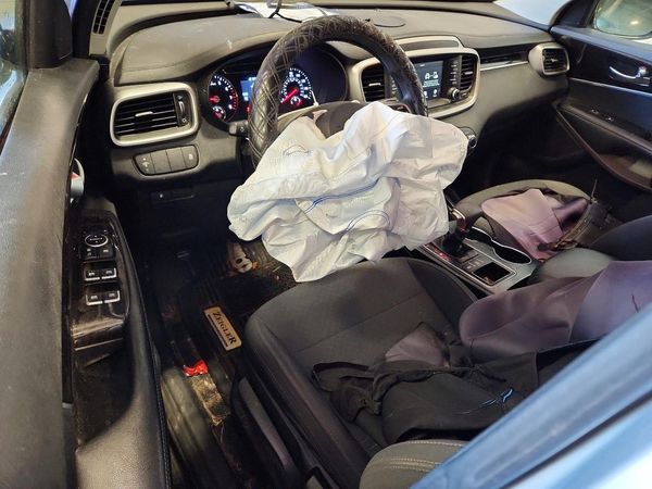 2020 KIA SORENTO