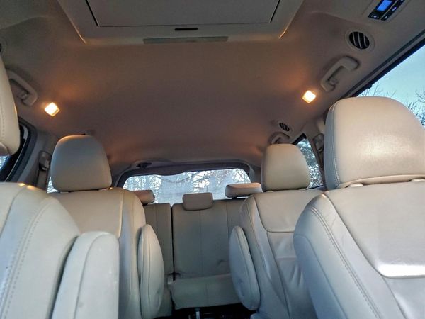2015 TOYOTA SIENNA