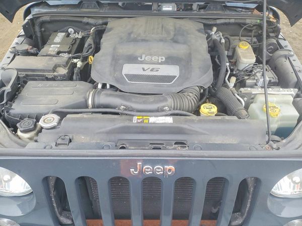 2016 JEEP WRANGLER UNLIMITED SPORT 4X4