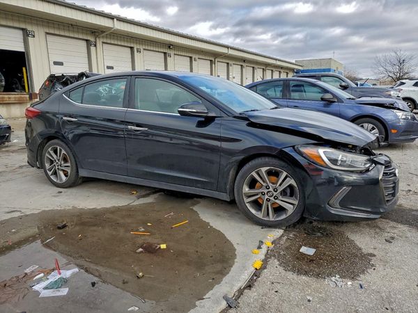 2017 HYUNDAI ELANTRA