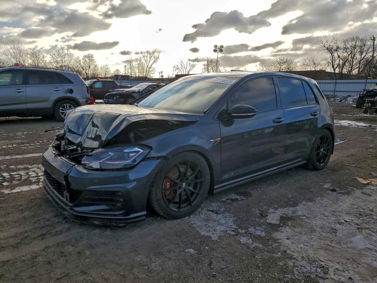 2021 VOLKSWAGEN GTI S / SE / Autobahn