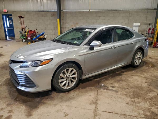 2024 TOYOTA CAMRY