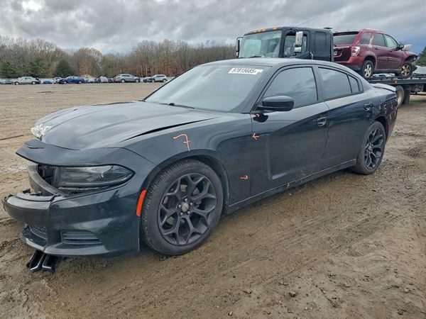 2018 DODGE CHARGER SXT Plus