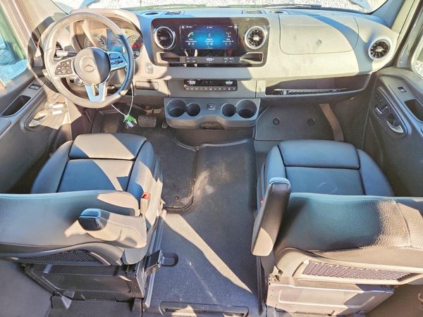 2023 MERCEDES-BENZ SPRINTER