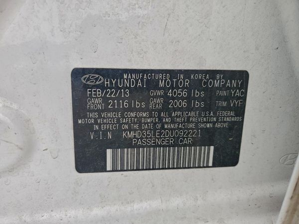 2013 HYUNDAI ELANTRA
