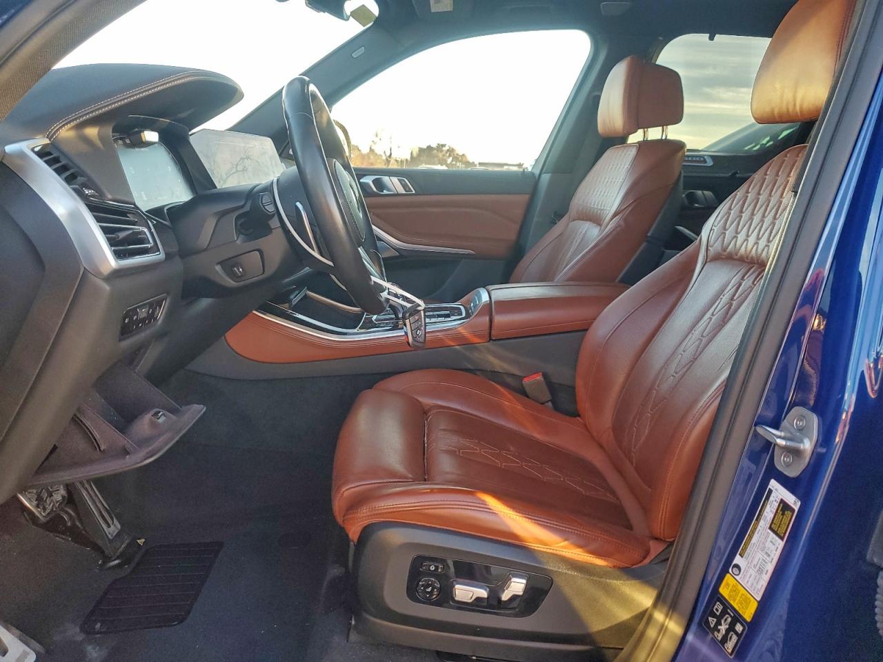 2021 BMW X5 M50i