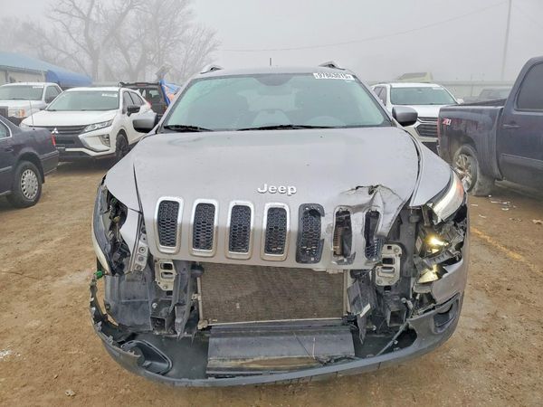 2018 JEEP CHEROKEE LATITUDE FWD