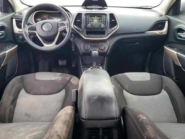 2018 JEEP CHEROKEE LATITUDE FWD