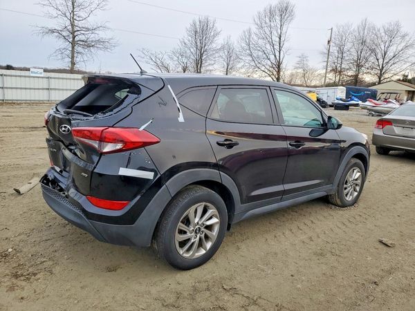2018 HYUNDAI TUCSON SE Standard