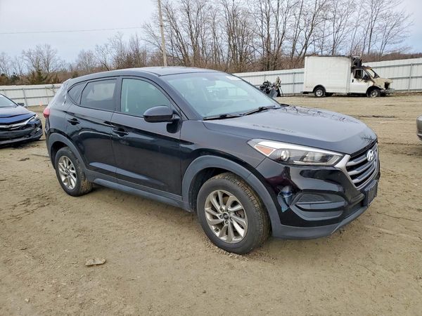 2018 HYUNDAI TUCSON SE Standard