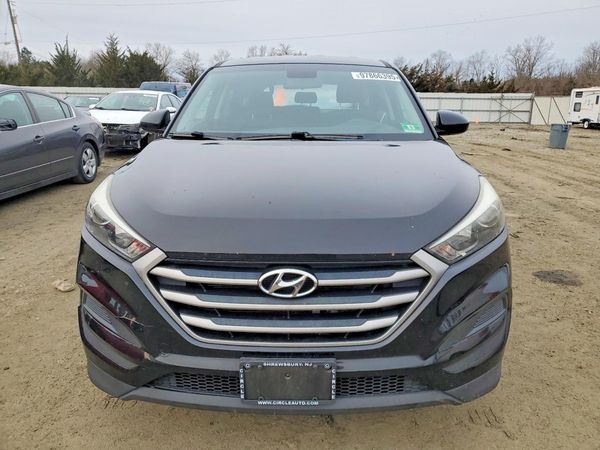 2018 HYUNDAI TUCSON SE Standard