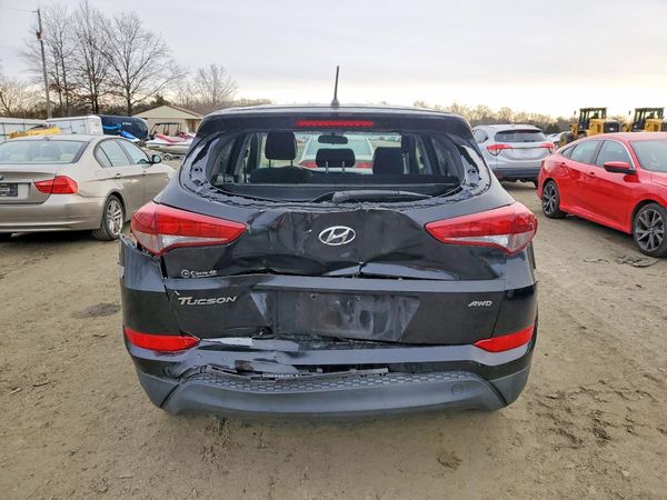 2018 HYUNDAI TUCSON SE Standard