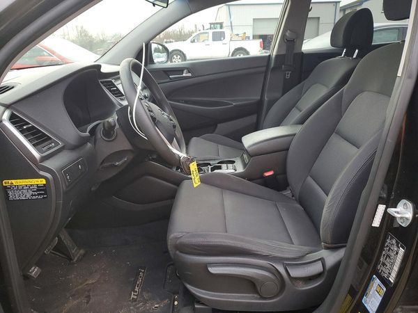 2018 HYUNDAI TUCSON SE Standard