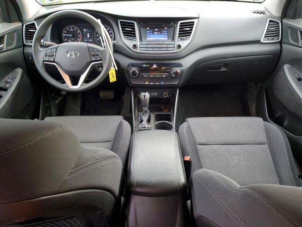 2018 HYUNDAI TUCSON SE Standard