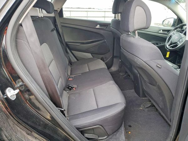 2018 HYUNDAI TUCSON SE Standard