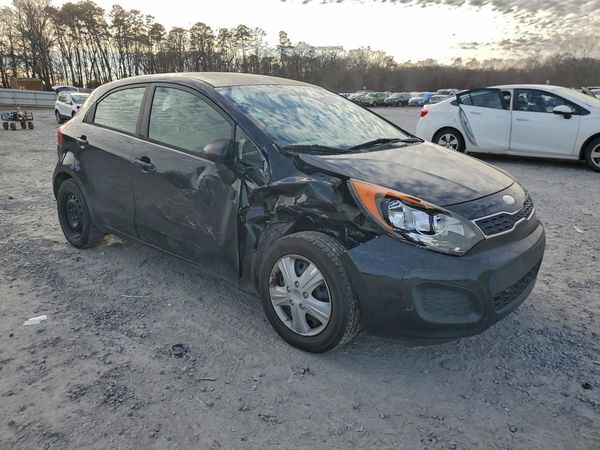 2013 KIA RIO