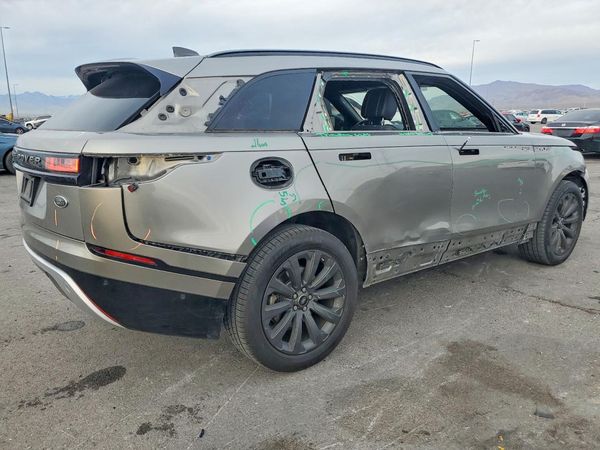 2018 LAND ROVER RANGE ROVER VELAR R-Dynamic SE