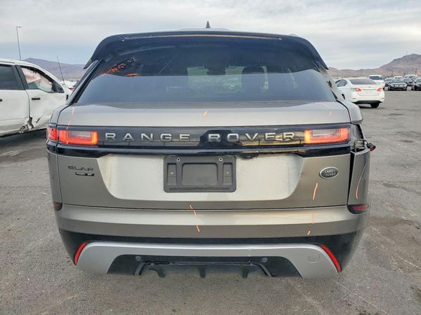 2018 LAND ROVER RANGE ROVER VELAR R-Dynamic SE