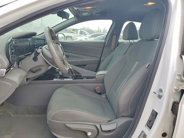 2022 HYUNDAI ELANTRA SEL w/Convenience Pkg