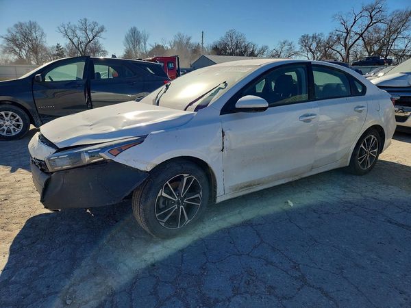 2022 KIA FORTE