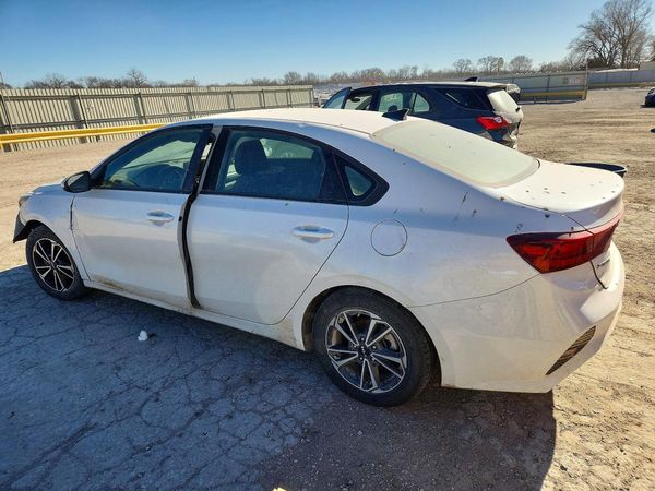 2022 KIA FORTE