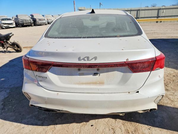 2022 KIA FORTE