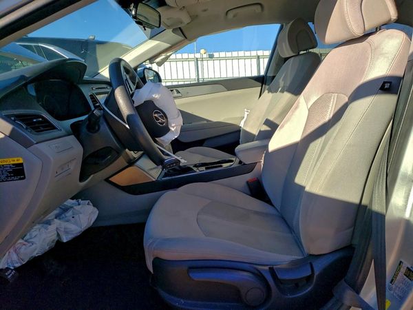2016 HYUNDAI SONATA — DENT