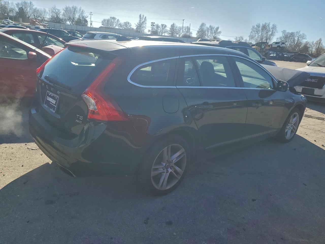 2015 VOLVO V60 Platinum (non R design)