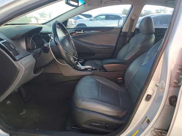 2013 HYUNDAI SONATA