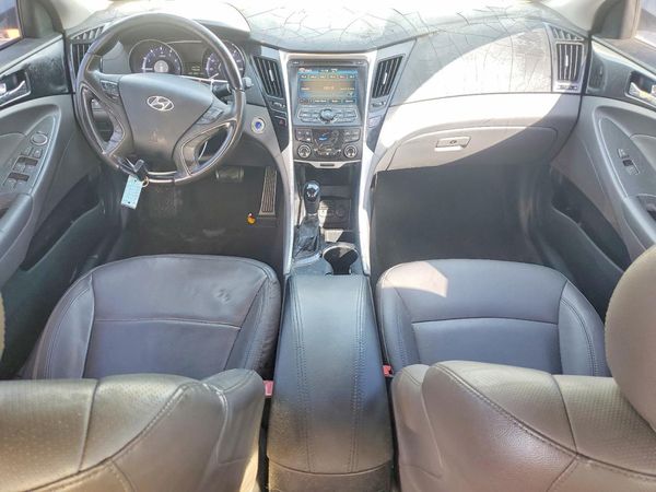 2013 HYUNDAI SONATA