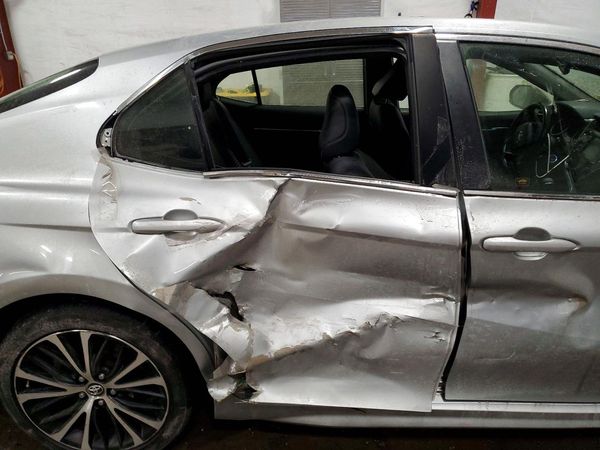 2018 TOYOTA CAMRY