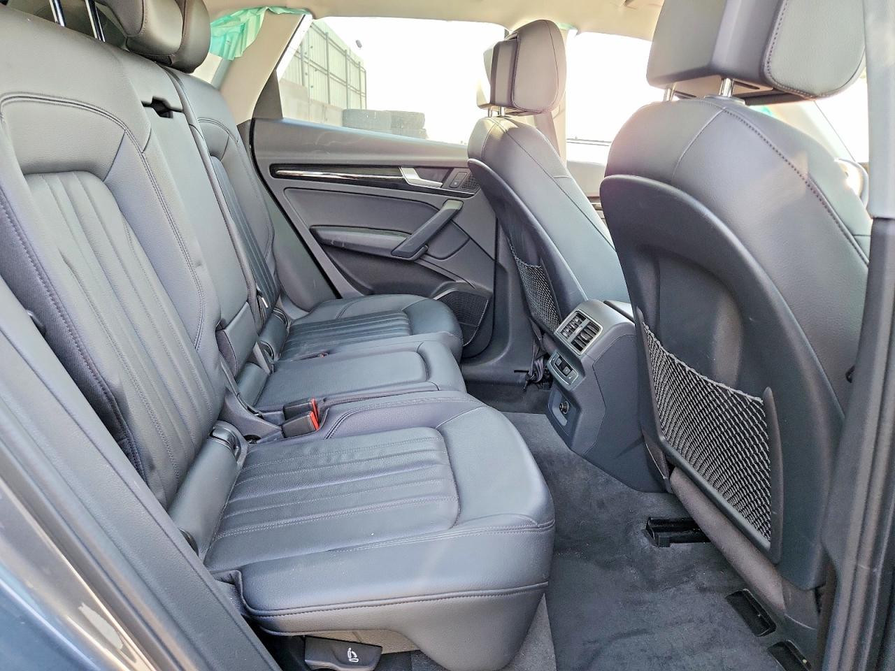 2018 AUDI Q5 quattro Premium Plus