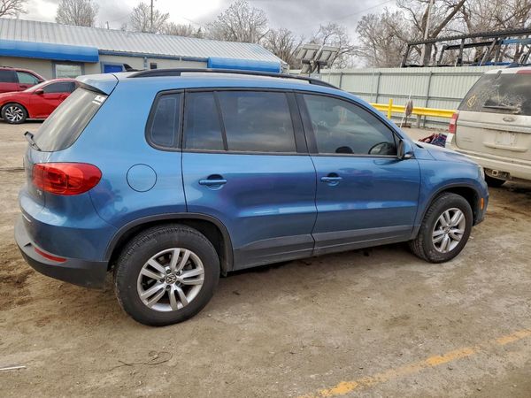2017 VOLKSWAGEN TIGUAN S, Limited