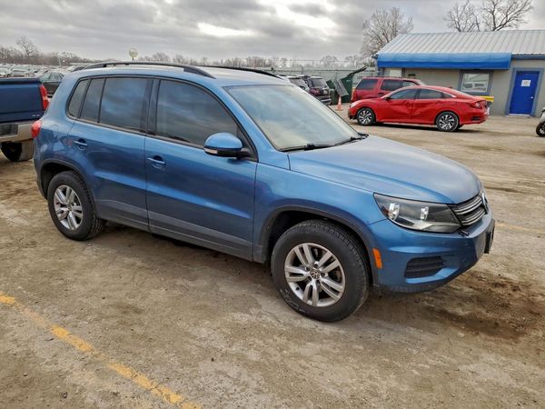 2017 VOLKSWAGEN TIGUAN S, Limited