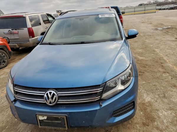 2017 VOLKSWAGEN TIGUAN S, Limited