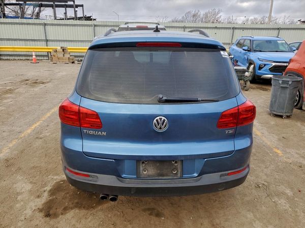 2017 VOLKSWAGEN TIGUAN S, Limited