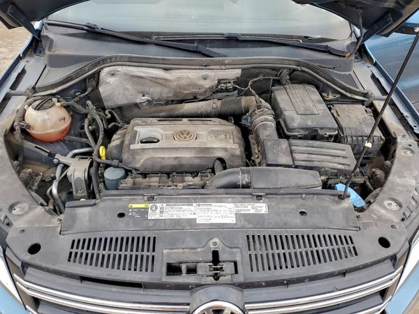 2017 VOLKSWAGEN TIGUAN S, Limited