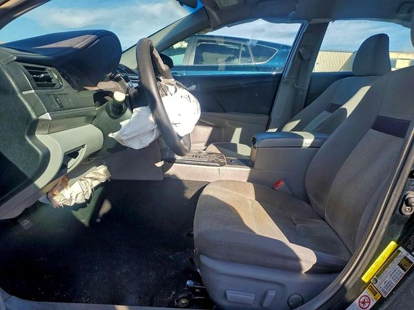2013 TOYOTA CAMRY