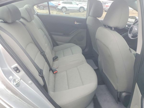 2015 KIA FORTE GL(Middle-low grade)