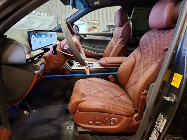 2026 GENESIS GV80