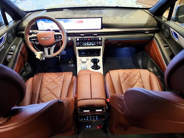 2026 GENESIS GV80