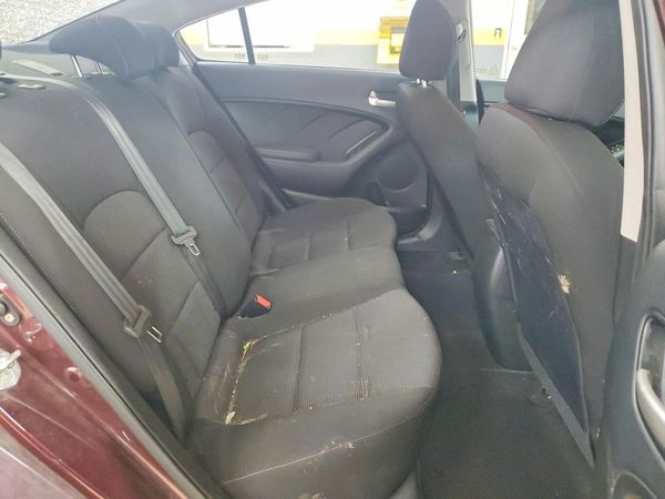 2018 KIA FORTE LX Base