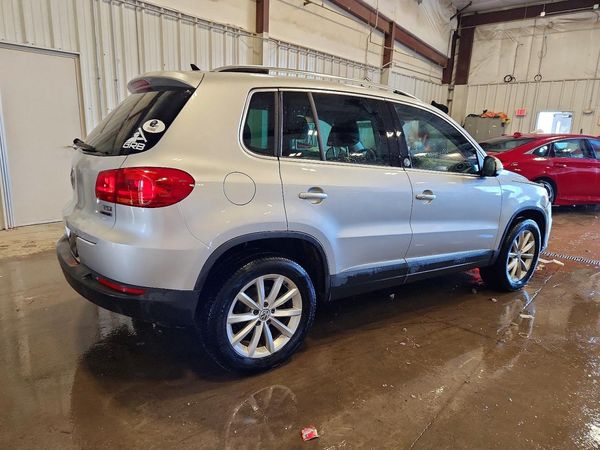 2017 VOLKSWAGEN TIGUAN