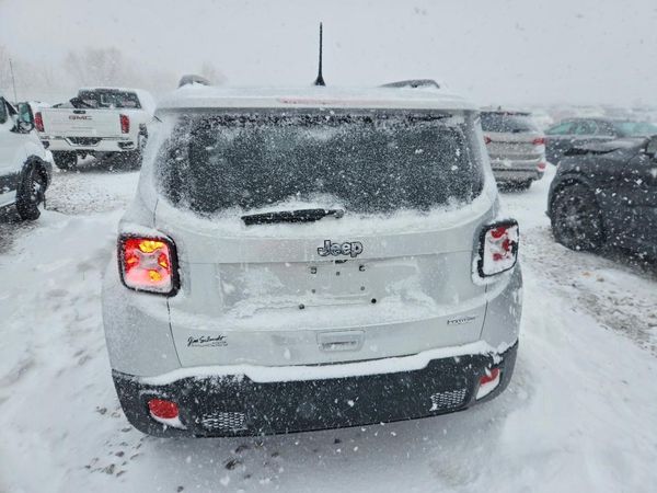 2018 JEEP RENEGADE LATITUDE 4X2