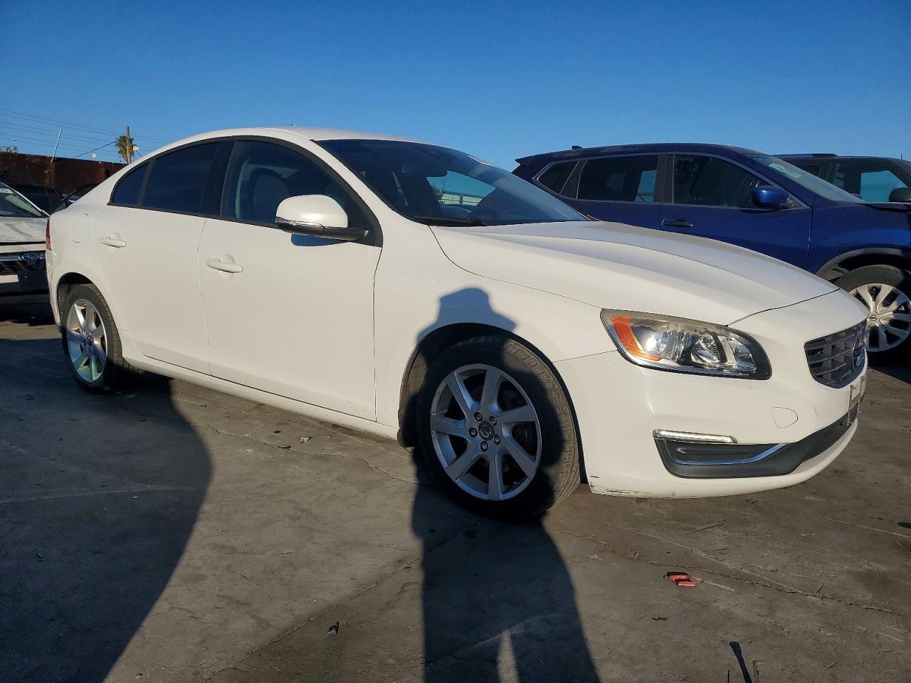 2014 VOLVO S60